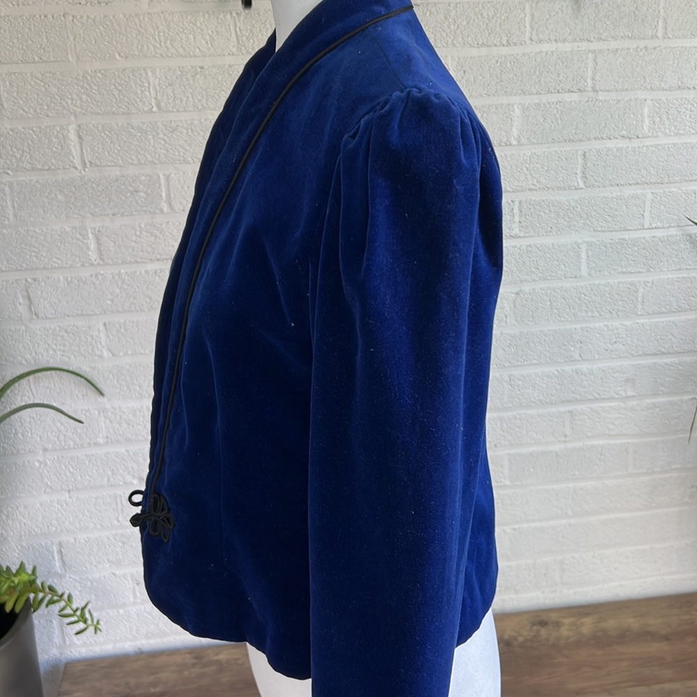Vintage Blue Velvet Blazer - Picture 3 of 5